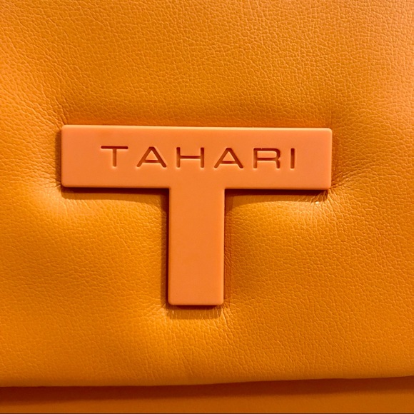 Tahari ‘Mango Tabitha’ clutch/crossbody/shoulder vegan leather. NWT - Picture 13 of 16